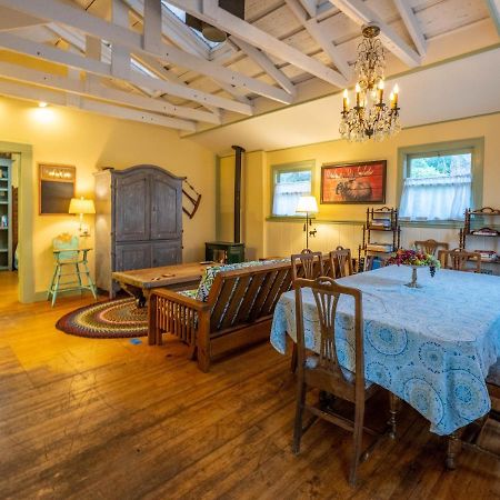 Clementine'S Guest House & Vacation Rentals Astoria Eksteriør billede