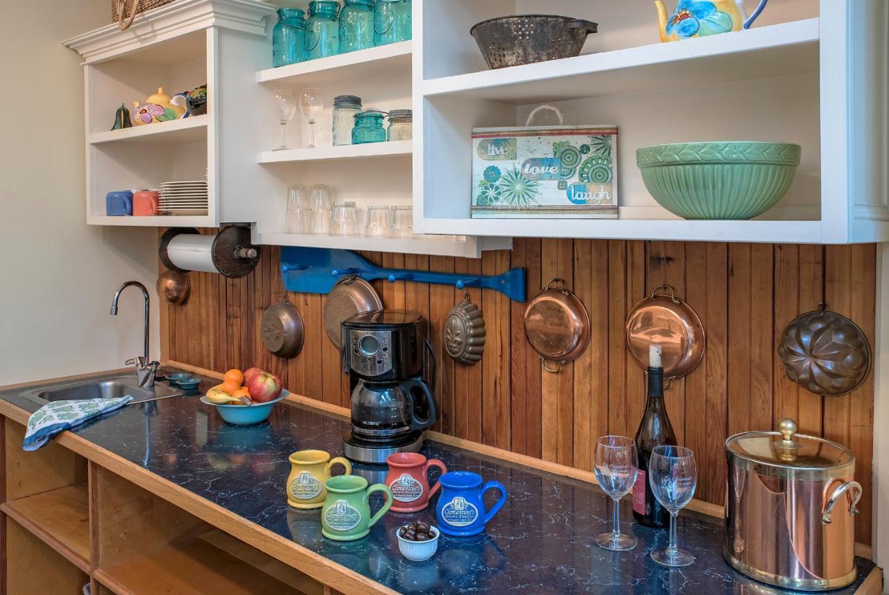Clementine'S Guest House & Vacation Rentals Astoria Eksteriør billede