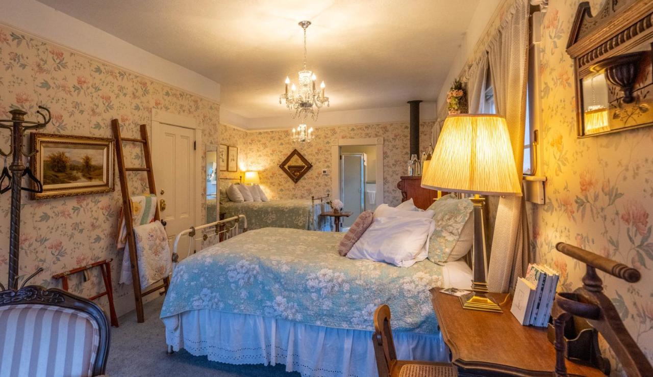Clementine'S Guest House & Vacation Rentals Astoria Eksteriør billede