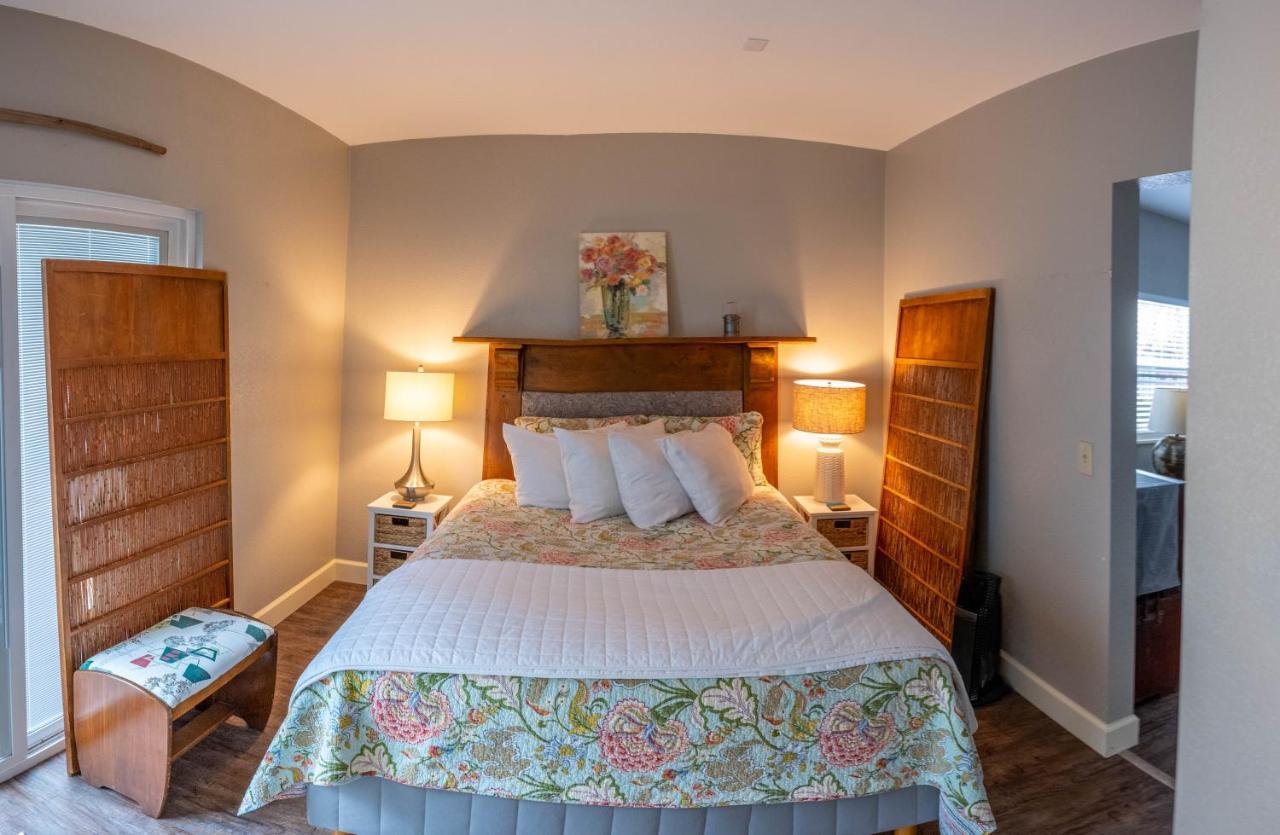 Clementine'S Guest House & Vacation Rentals Astoria Eksteriør billede