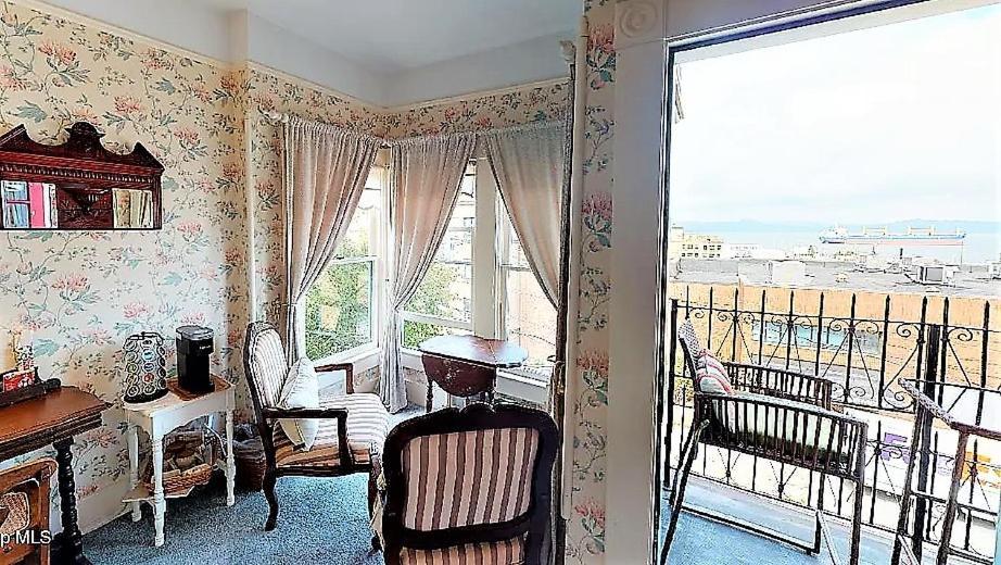 Clementine'S Guest House & Vacation Rentals Astoria Eksteriør billede