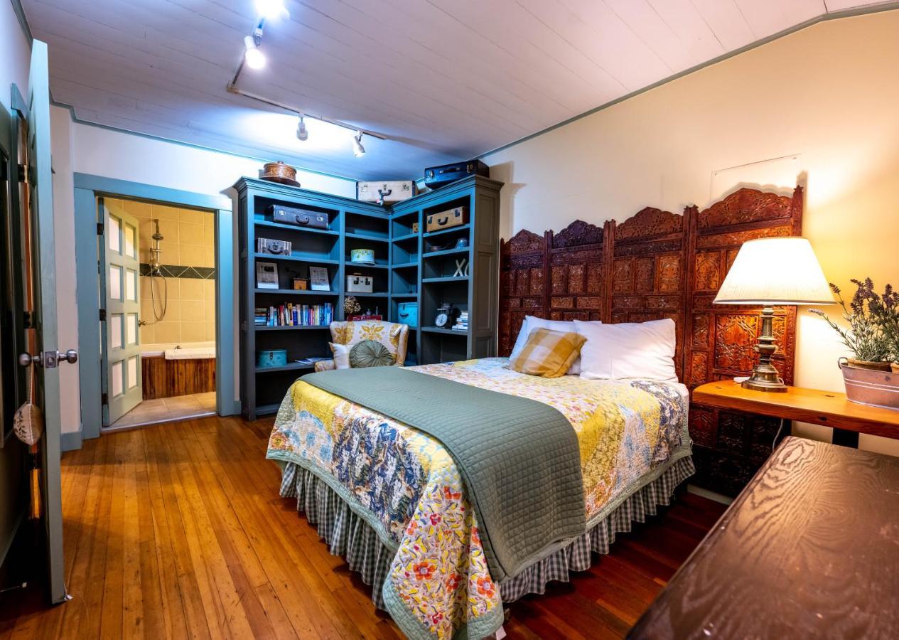 Clementine'S Guest House & Vacation Rentals Astoria Eksteriør billede