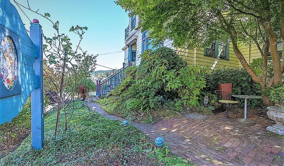 Clementine'S Guest House & Vacation Rentals Astoria Eksteriør billede